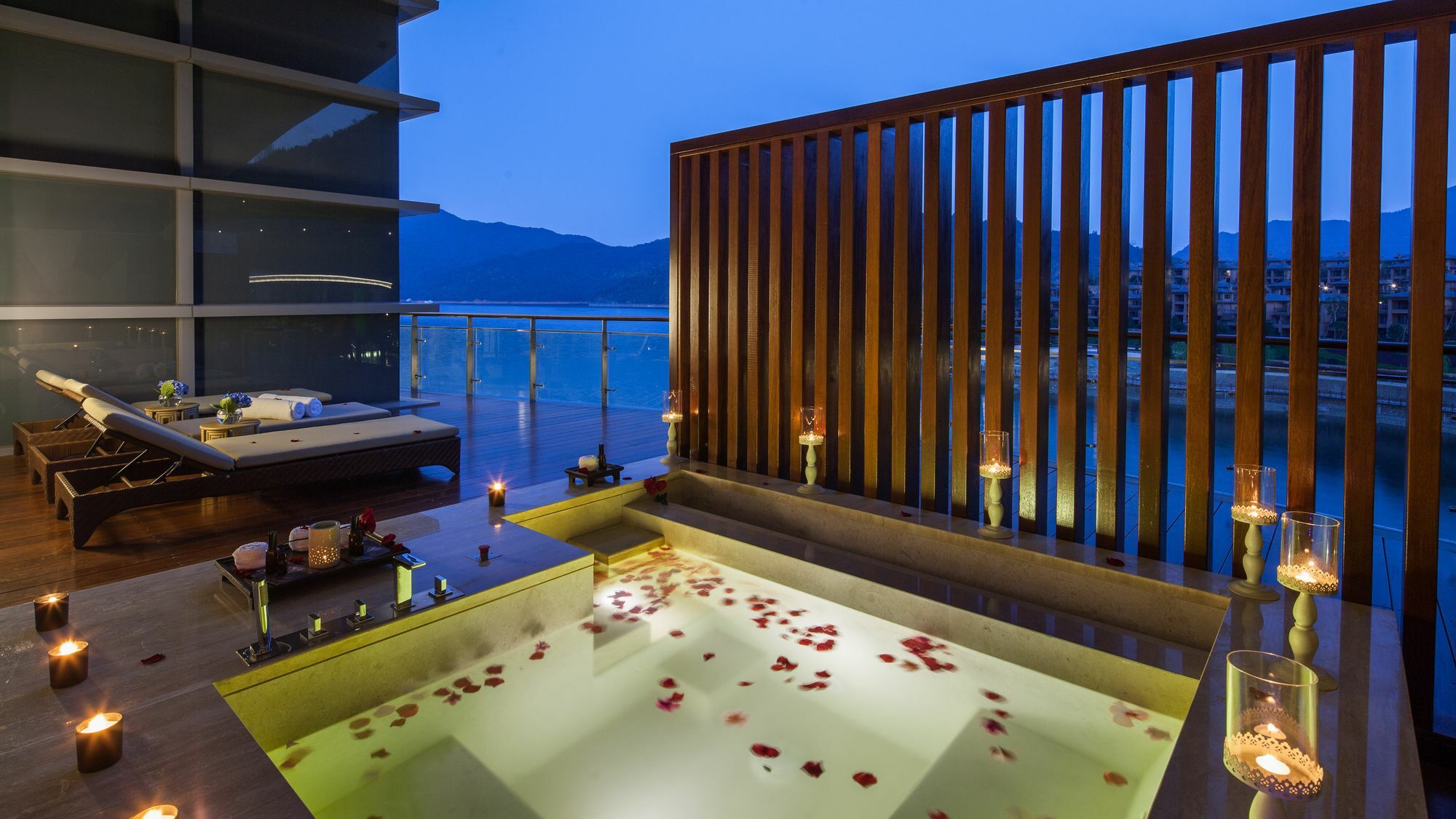 Crowne Plaza Hangzhou Thousand Island Lake By Ihg Jiande Zewnętrze zdjęcie